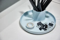 Vitra O-Tidy Säilytin, Tummanharmaa 7 Vitra O-Tidy Säilytin, Tummanharmaa -Muuto HalpaShop 1639423 vitra Orgatec 2016 O Tidy 080 master