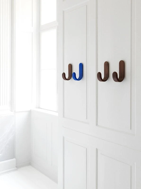 Normann Copenhagen Curve Koukku, Pähkinä 3 Normann Copenhagen Curve Koukku, Pähkinä - Image 3