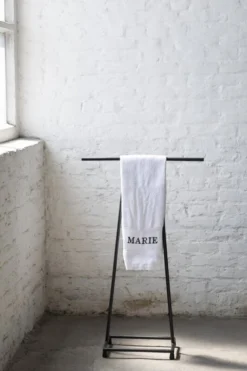 Serax Holding On Pyyheteline, Musta -Muuto HalpaShop B7218530 sf2