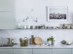 Korbo Bin 16 Metallikori , Messinki 9 Korbo Bin 16 Metallikori , Messinki -Muuto HalpaShop Bin 16 brass kitchen