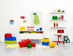 Room Copenhagen Lego Storage Brick 8 Säilytyslaatikko, Lime -Muuto HalpaShop LEGO Lifestyle image01 2015 1 1