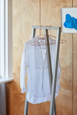 HAY Loop Stand Naulakko, Harmaa -Muuto HalpaShop Loop Stand Hall grey Hang copper