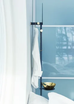 Klong Monokel Seinänaulakko -Muuto HalpaShop Monokel Clothes Rack 2 28129