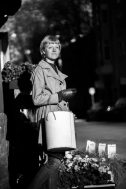 Tuulia Penttilä Round Koppanen, L, Hihna Sivulta -Muuto HalpaShop Round koppanen L koko hihna sivuilta 4