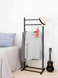 Verso Design Tikas Vaateteline, S, Musta -Muuto HalpaShop TIKAS Clothes Rack S Black 2B clothes
