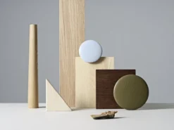 Muuto Dots Wood Ripustin, Vaaleansininen -Muuto HalpaShop dots wood light blue brown green concept wide muuto org